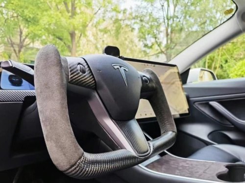 特斯拉yuke方向盘原装有必要安装吗？