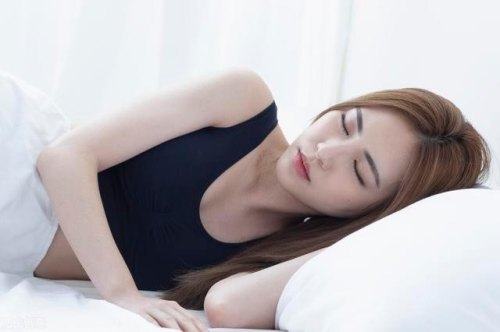 女人经常背对着你睡说明什么