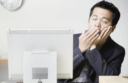 男人困倦乏力嗜睡什么原因 男人困倦乏力嗜睡什么原因