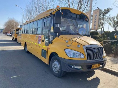 宇通牌校车是什么品牌车系？