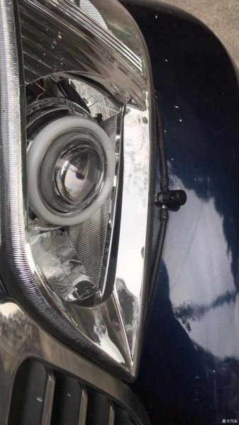 大灯喷水怎么用？