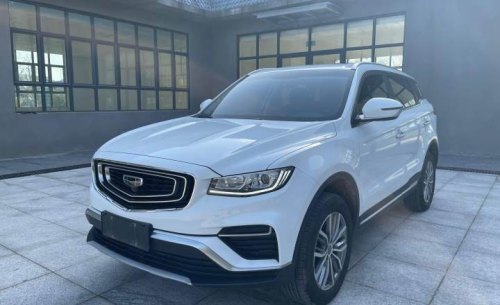 看了博越Pro的实车，我感觉这车相比老款没什么大的区别啊？