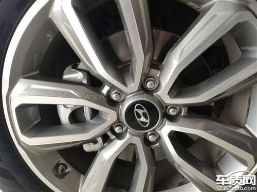 现代ix35五年了，有时候刹车重且刹车不灵，是什么原因呢？