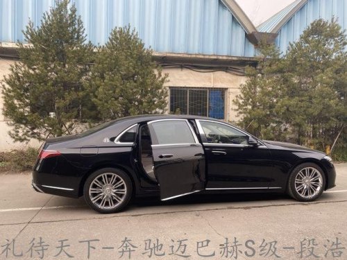 奔驰迈巴赫s580e落地价？