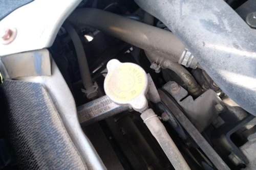 金杯海狮换完防冻液怎么排空气？