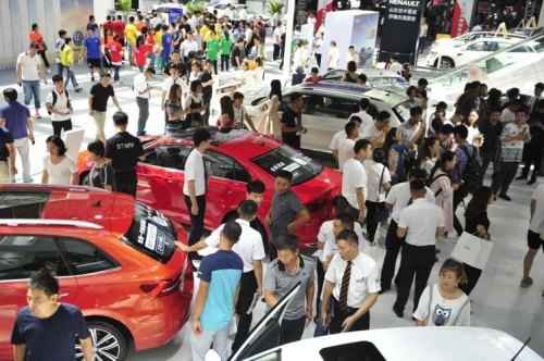 在车展买车有什么好处和坏处? 在车展买车有什么好处和坏处?